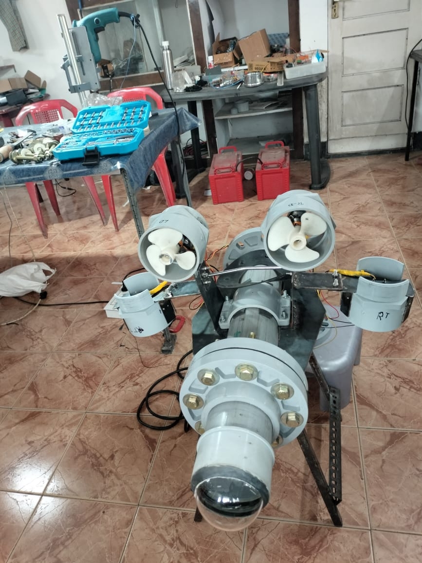 Underwater ROV